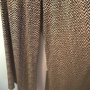 Palazzo Pant, chic zigzag pattern